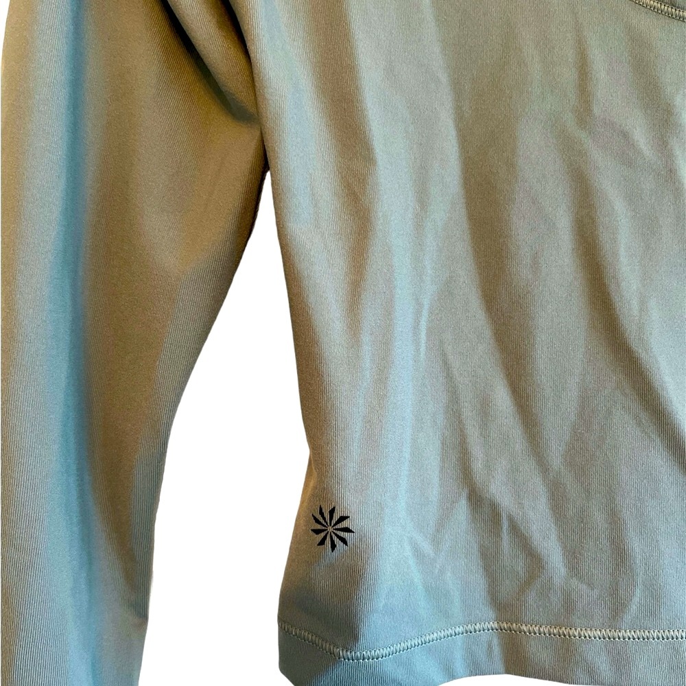 Athleta Shanti Mock Neck, Fitted, Cropped Long Sleeve Performance Top - Picture 5 of 13